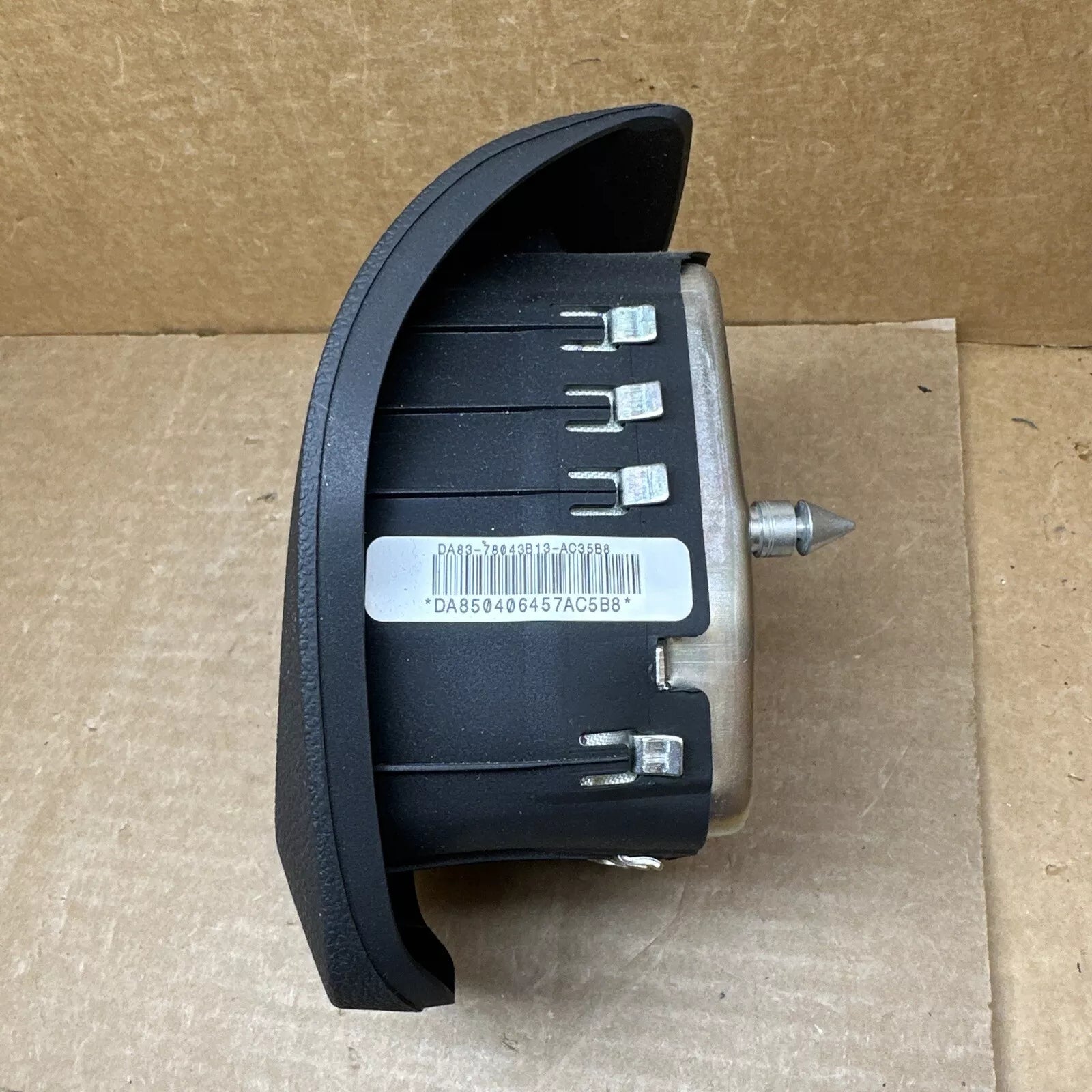 2013-2019 Ford Flex Left Driver Steering Wheel Airbag: 253-06966L